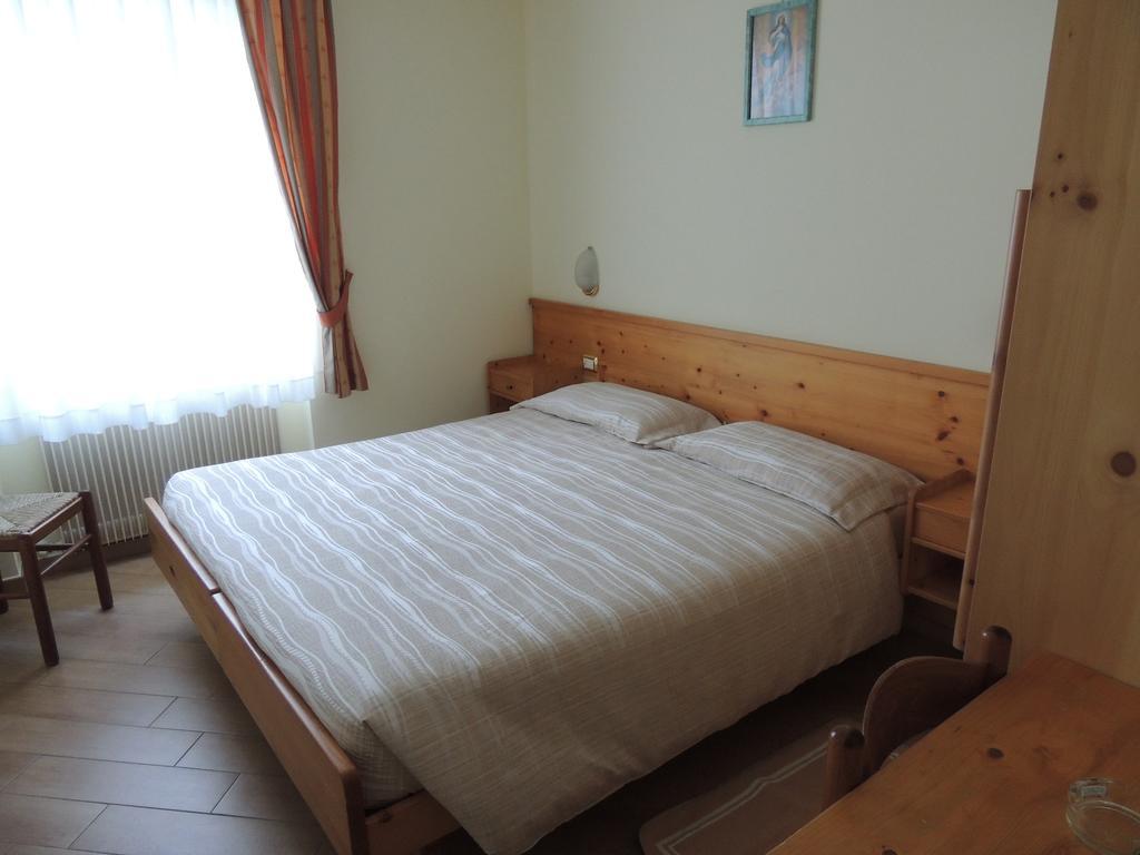 Albergo Eden Tonalepas Kamer foto